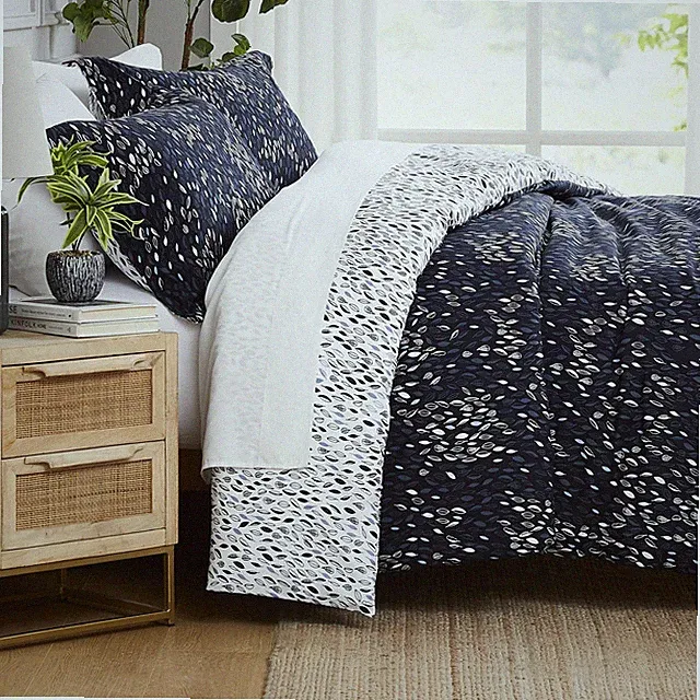 Southshore Fine Living, Inc. Full / Queen, 11 - Botanical Leaves Blue